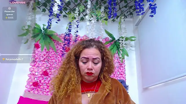 BLONDE_SEXYHOT - anal hot squirt