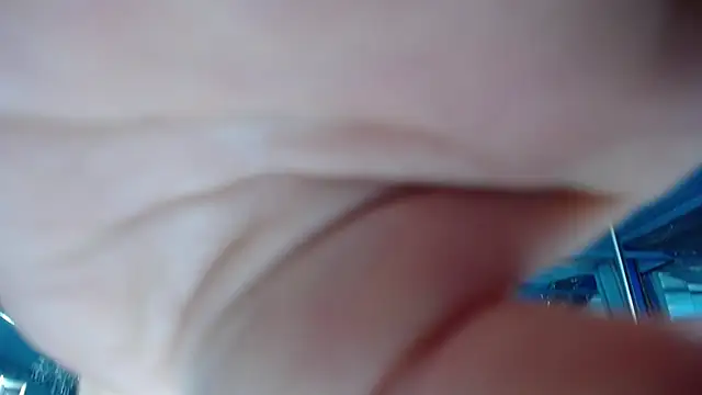 ADRIANNA_FOX - show tits