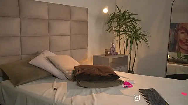 SophieCollins_1 - Fucking my little tight pussy!