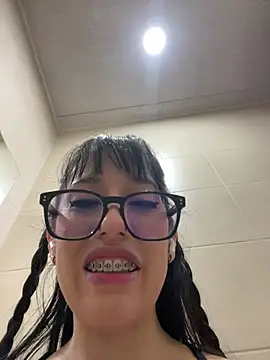 Susi_chimm - Show boobs