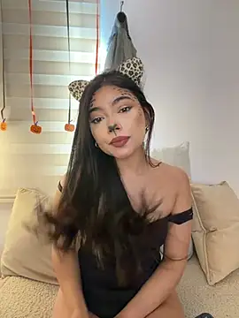 Sara_rousse10 - oil in my body