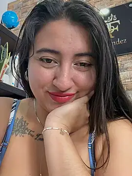 _Sarah-Office1 - DOMI NO MERCY ON CLITORIS