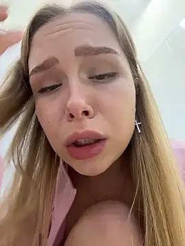 Liza_risky - Taste wet finger after pussy