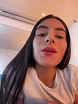 Aitana06_ - Remove white blouse