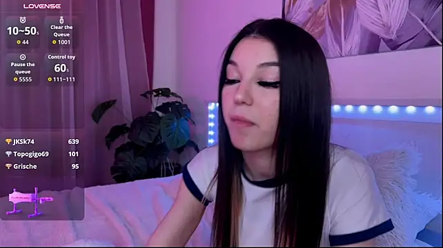Veronica_leal - Oil on my sexy body <3