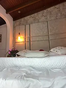 Sofi_Moreno - Keep Going, Don't Stop Wetting My Pussy
