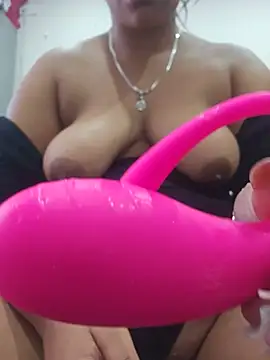 Feisty_stunner - Take panties off🥺