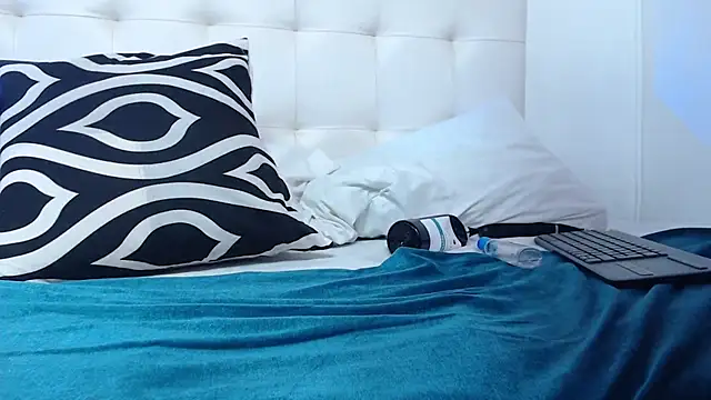 Vicky_Love_ - 2 two dildo in my ass