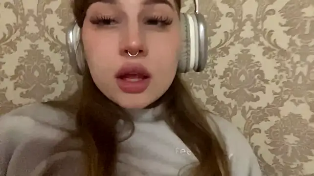 MyrtisBrighter - naked tits