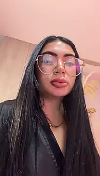 Mia_222 - PLUG ANAL + DOMI CONTROL