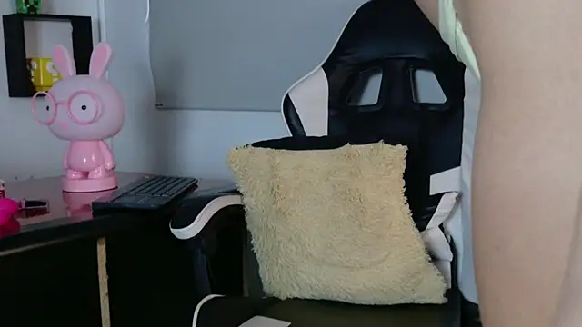 Sharon_wiild - Naked and horny dance hot