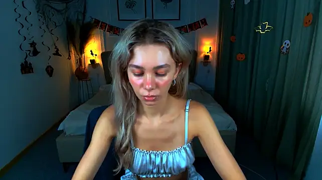 LuluAlis - 🎃✨SHAKE MY ASS✨🎃