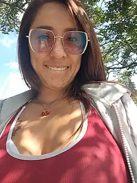 VALERY-94 - Off bra show tits in publlic😈🔥