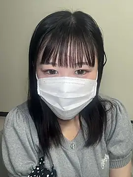Eina_aa - 上の服脱いでおっぱいどん🫶🏻