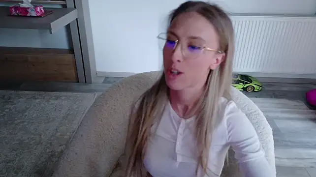 Deidi_sweet - Get my pussy ready to.. SQUIRT 😈