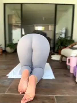 CurlyMilf_Vannexxxa - Cum show + 5min + fisting
