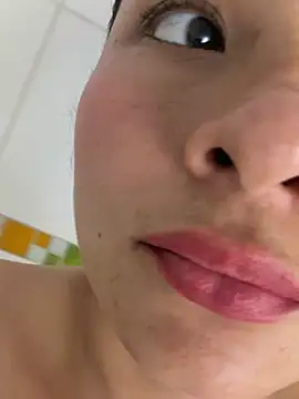 Guadalupe_Lopez - PUT YOUR COCK BETWEEN MY BOOBS