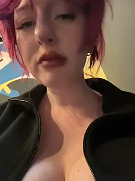 RonnieKiss - Suck tits
