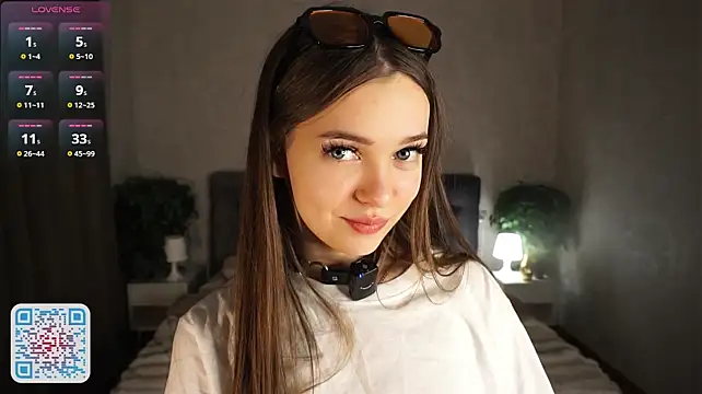 PearleKalmen - help me taking off my top 💖