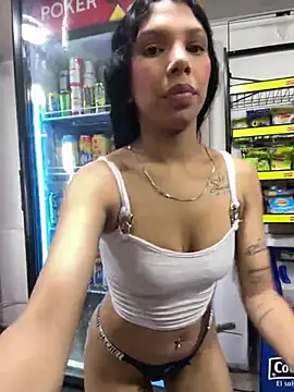 Rosita_rousse - total naked in the store for 5 min