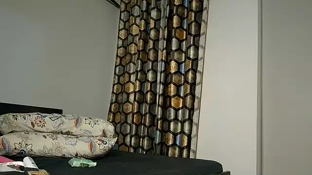 Onibaddiee - pussy close up for 30 sec