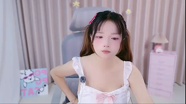 TangTang-1 - 穿女仆性感白丝扭腰~