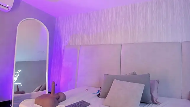 Arya-02 - Spread ass close up 🍑🥵