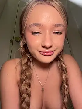 Milaa_sun - ride dildo behind door PUBLIC WC 🚽