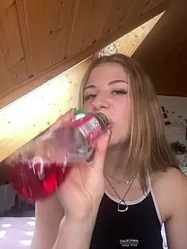 MilaRoseee - Squezze my Boobs 💦🔥