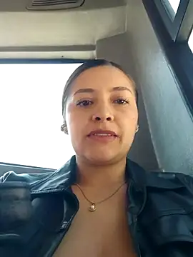 Alana_69 - Pressing tits in the bus window🥵🔥