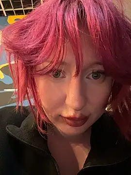 RonnieKiss - Suck tits