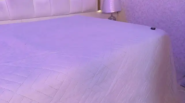 Emily_fox25