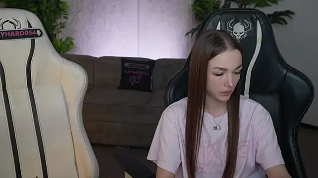 Ella_054 - topless 1 girl