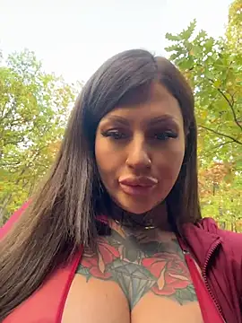 Krysstal003 - Squirt +vid last tipper