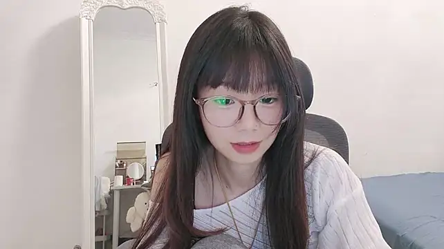 Angel_81 - 有没有资本介入一下 我太难了！！！