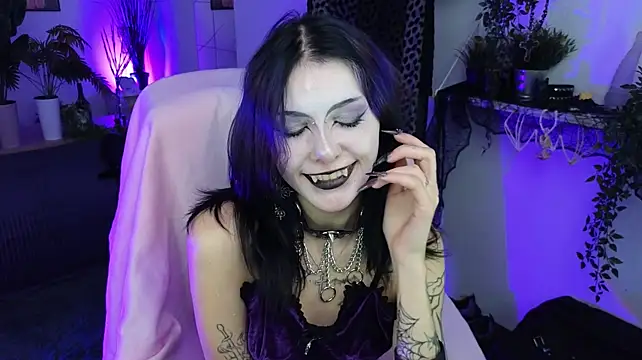 LorenLoiss - spit on you