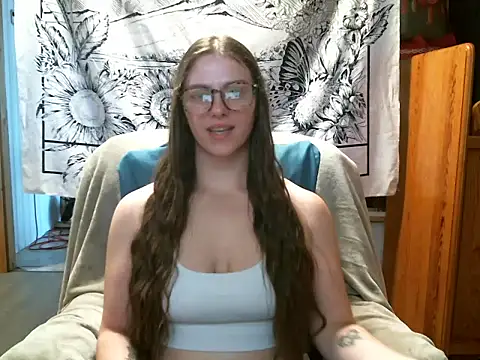 Katie_kitten38 - 🥰 topless time!! ~ 10min!