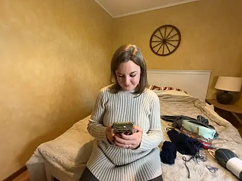 SwedishJennifer - Naked