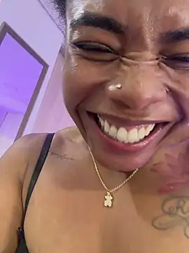 SilvannaFitt - Sensual Movements + Take off Bra🍒