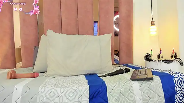 KarenSims - SPANKS AND OIL MASSAGE