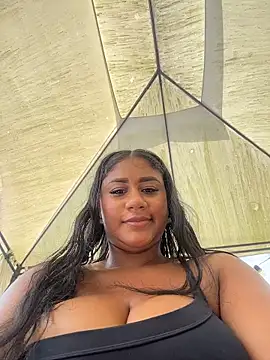 NayTorres - SPREAD ASS AND RUB ASSHOLE IN PUBLIC