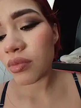 KaseyRosse - HELP ME GET CREAMY PUSSY!! BE QUIET!💦