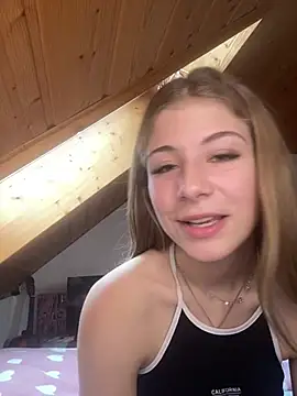 MilaRoseee - Squezze my Boobs 💦🔥