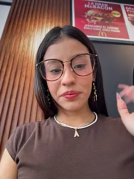 Alejandra_ospina - PANTY OFF IN THE MALL + FUCK MY PUSSY😈