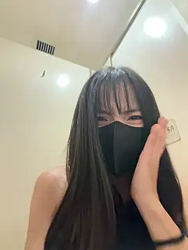 Xiao-Lin - 户外男厕所小便池假阳具抽插2分钟
