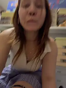 SlavicCandy - Put off top for 1 min in shoe store