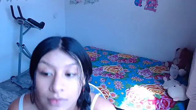 Maye_dan - show pussy and oil