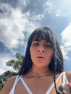 LuxeBrunetteXXX - 3 FINGERINS INSIDE PUSSY OUTDOORS