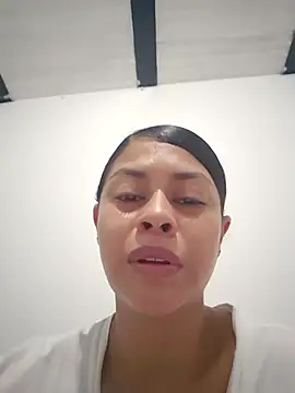 Daliataleboficiall - Open ass. 🥵🙈