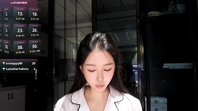 Kawaii-P - 无内小狗趴